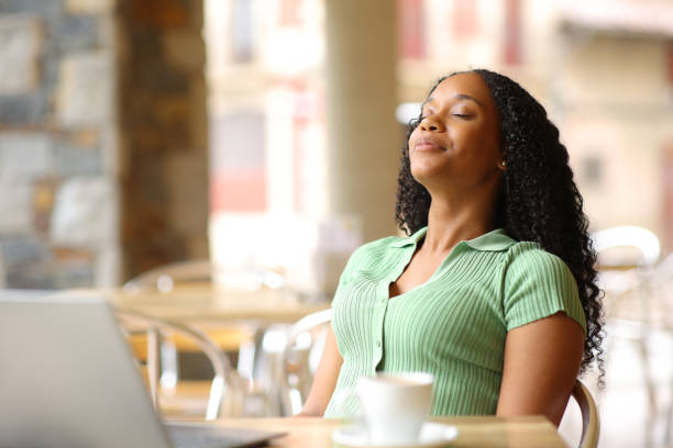 Bahasa Tubuh yang Tampak Nyaman